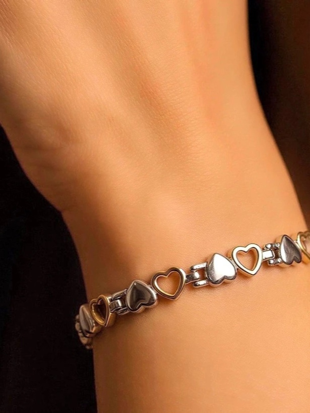 Heart Link Bracelet in Silver & Gold Like New